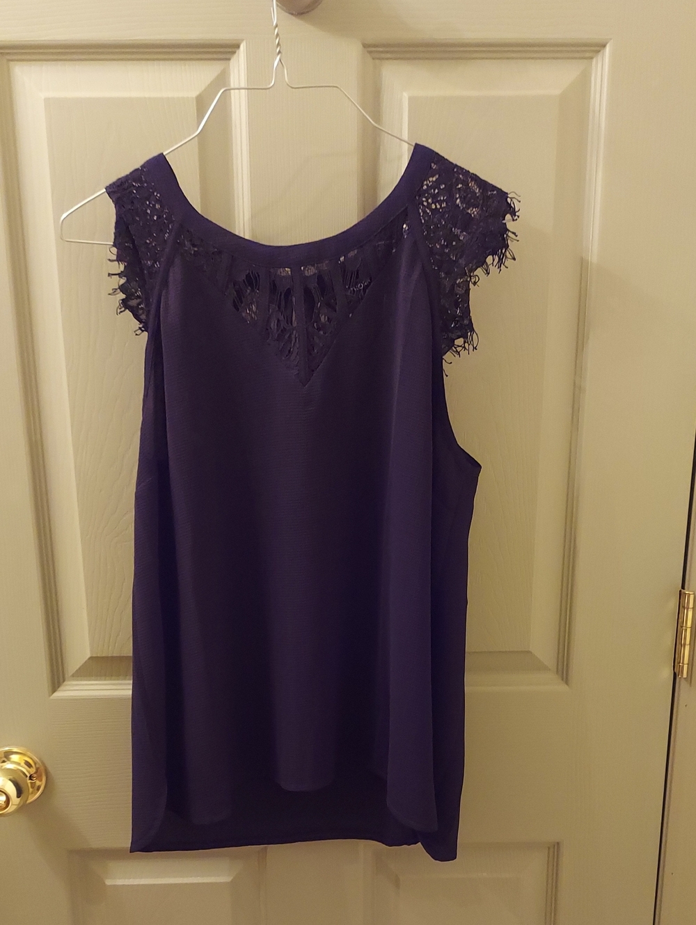 41 Hawthorn Black Lace-Shoulder Sleeveless Blouse